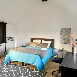 Appartement Magnifique T2 Neuf-proche Gare-parking Gratuit, Vannes